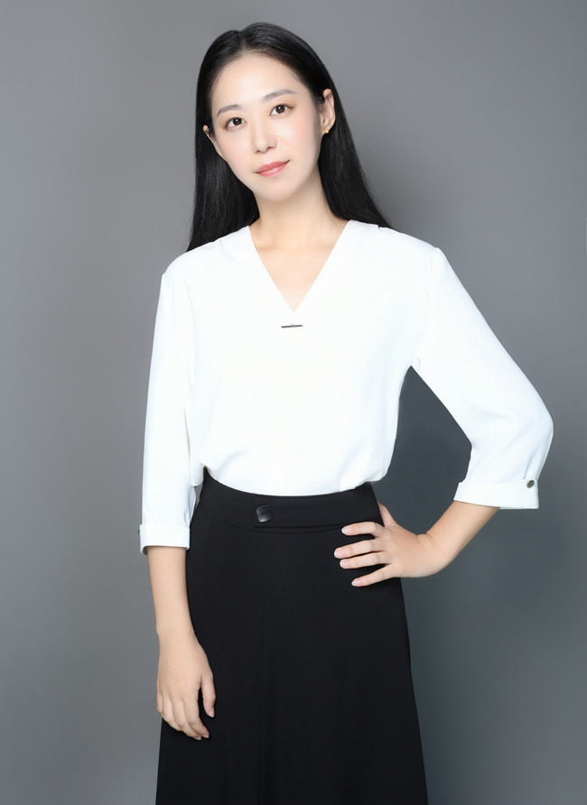 中学部-物理组-谭悦1.jpg